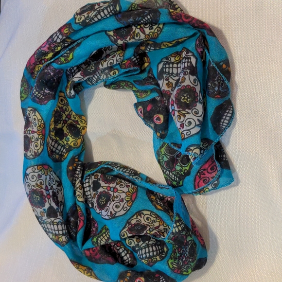 Sugar Skull Scarf - Picture 2 of 2